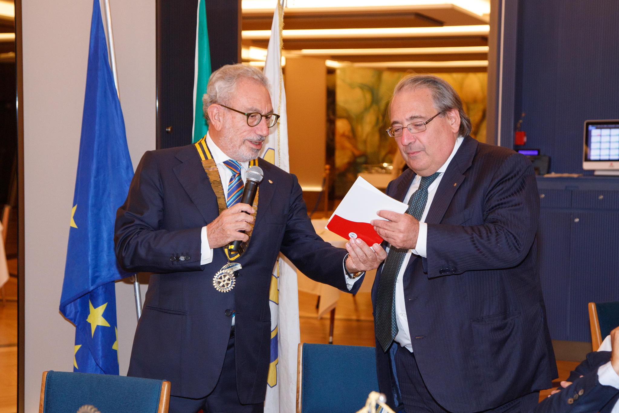 Nicola Scarpato, Presidente Rotary Club Napoli Castel dell'Ovo e Roberto Napoletano, Direttore Il Mattino